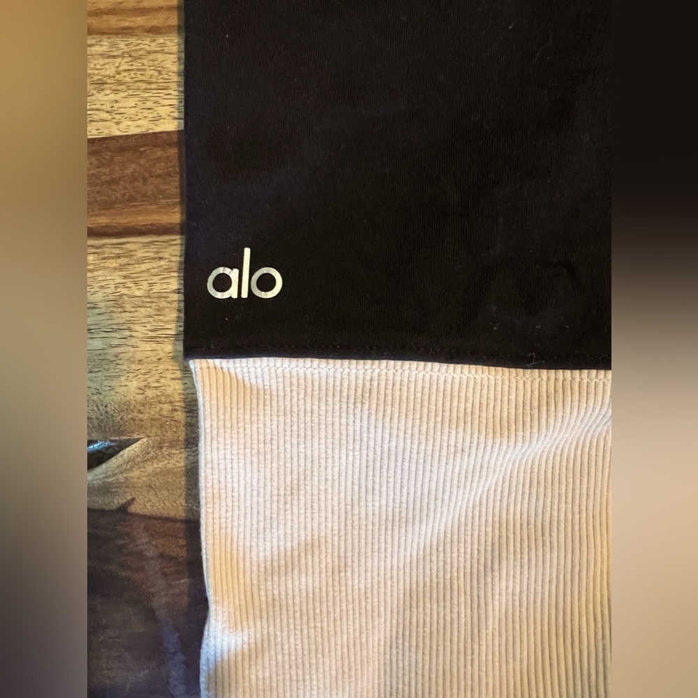 Alo Goddess Leggings Size small